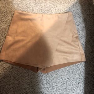 Forever 21+ beige soft velvet skort.